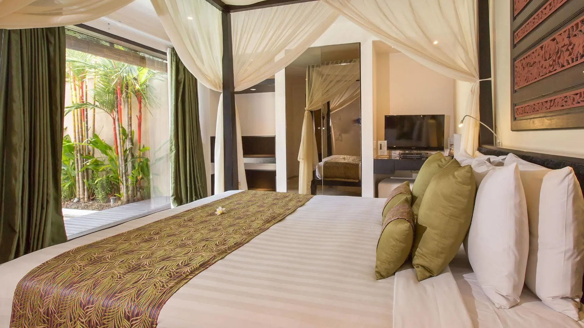 Villa Air Bali Boutique Resort And Spa Petitenget  Hotel